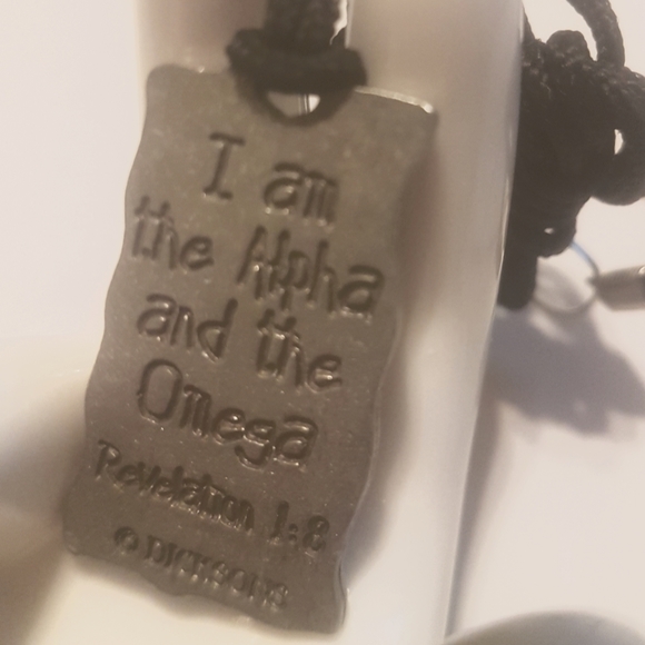 📿 Alpha & Omega Rune Necklace - Picture 4 of 6